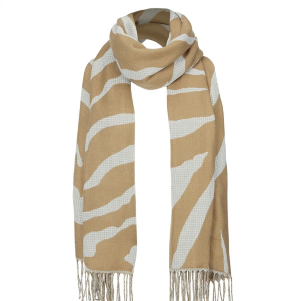 Cabi scarf